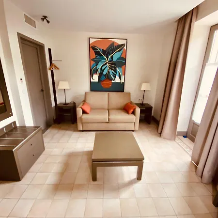 La Bastide De 4*