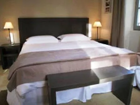 Hotel La Bastide De 4*