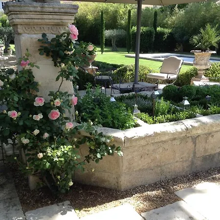 La Bastide De Boulbon